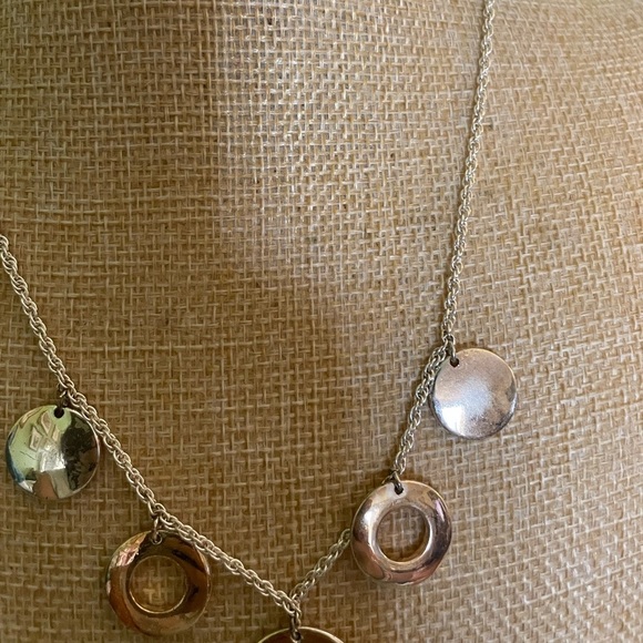 Elegant Silver Necklace with Circular Pendants - Picture 6 of 8